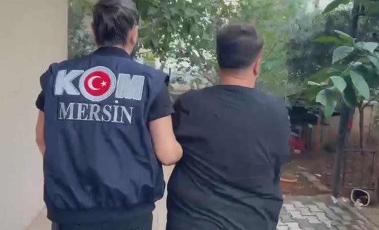 FETÖ'nün güncel finans yapılanmasına operasyon: 11 gözaltı