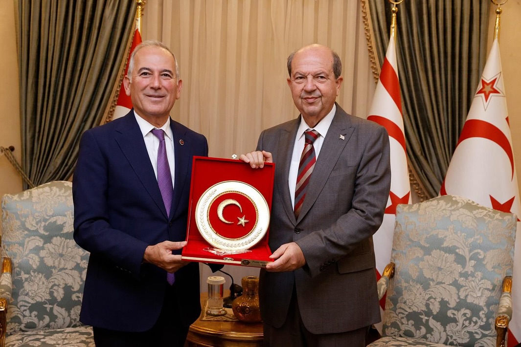 Başkan Deniz KKTC Cumhurbaşkanı Ersin Tatar İle Görüştü