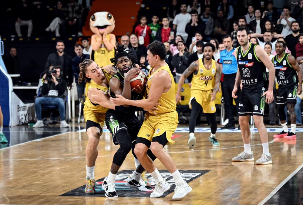 Mersin Spor Kulübü, ikinci yarıya galibiyetle başladı