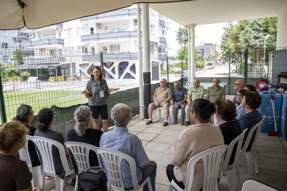 Yaşlılara doğru solunumun önemi anlatıldı