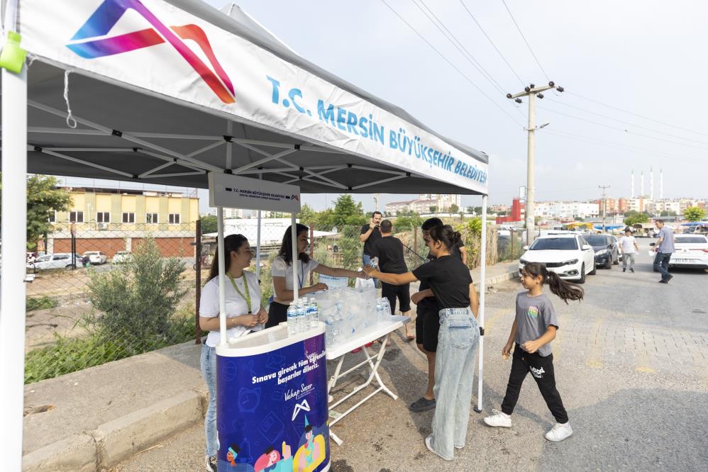 Büyükşehir'den LGS'ye giren öğrencilere destek