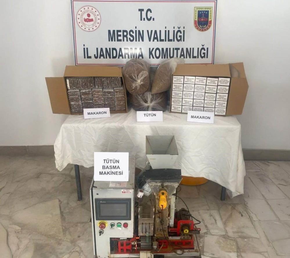 Makaron kaçakçılığı yapan 2 şüpheli yakalandı