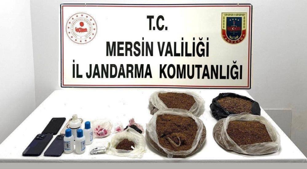 Uyuşturucu operasyonu: 10,5 kilo bonzai ele geçirildi