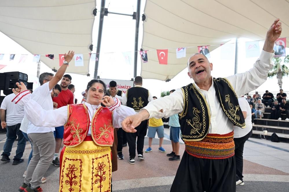 Engeller sanat ve müzikle aşıldı