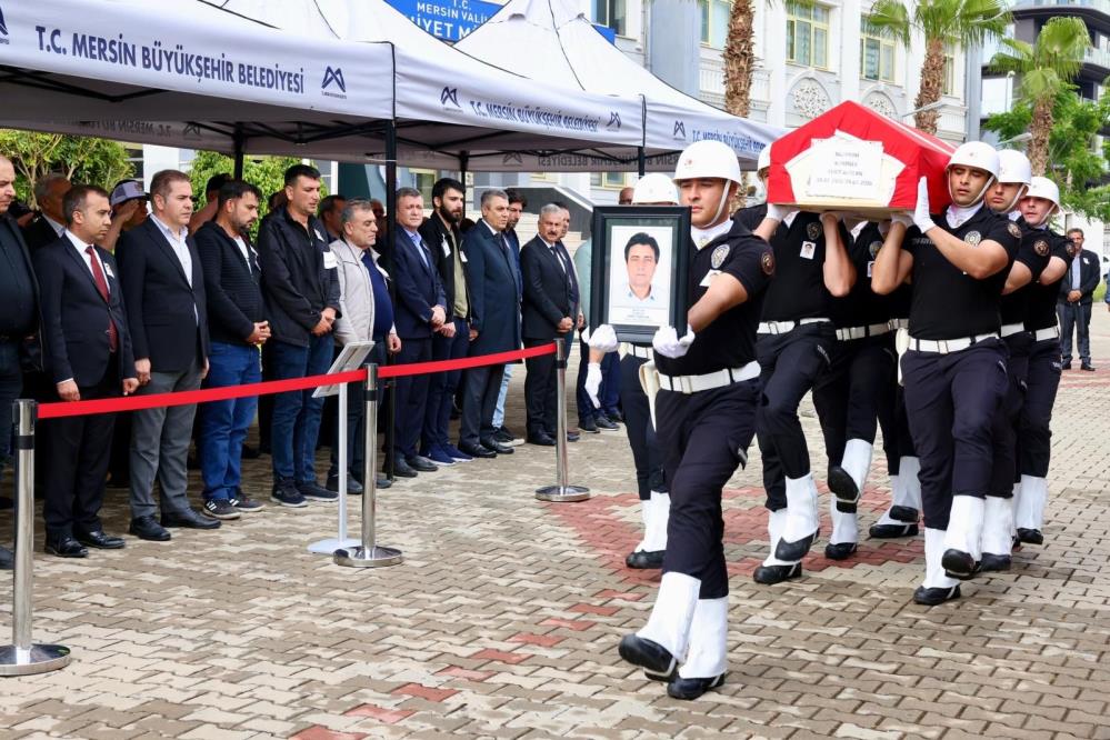 Kalp krizine yenilen komiserin naaşı memleketi Diyarbakır'a gönderildi