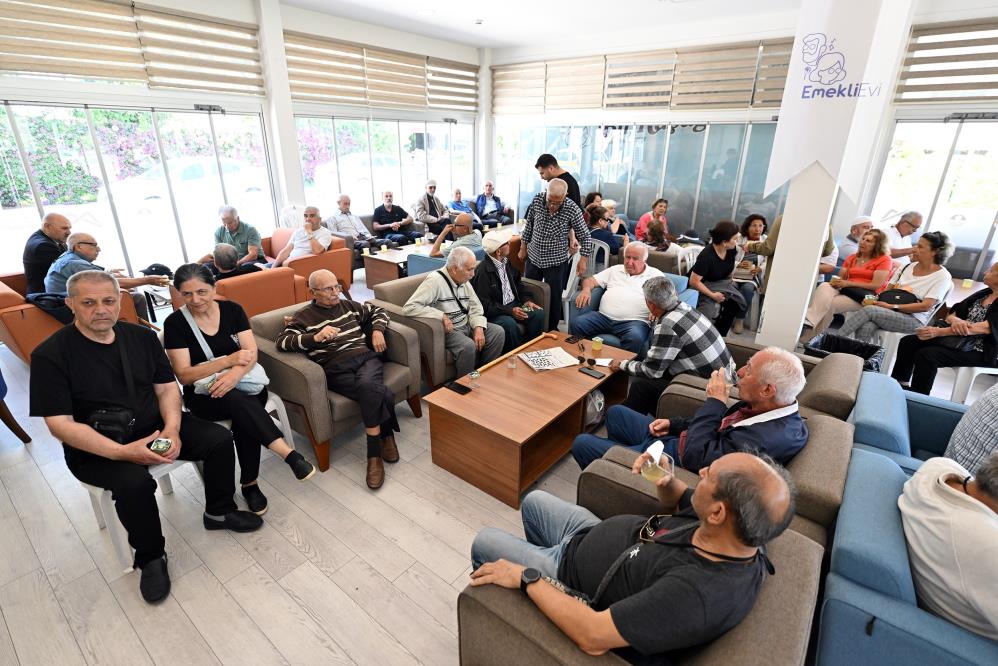 Emekliler bayram sevincinde buluştu