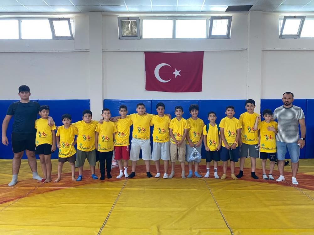 Anamurlu güreşçiler Türkiye Şampiyonası yolunda