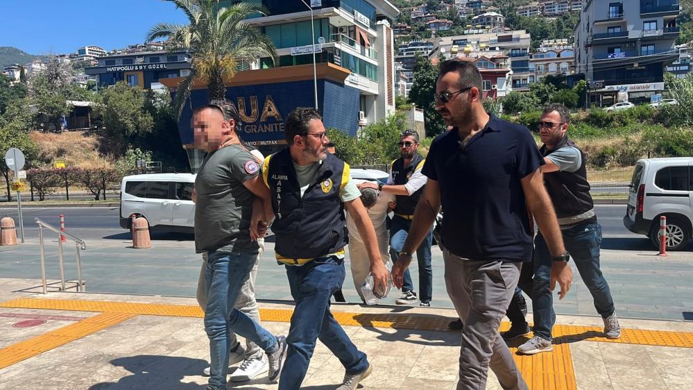 Tartışma cinayetle bitti: 1 ölü, 3 şüpheli adliyeye sevk edildi