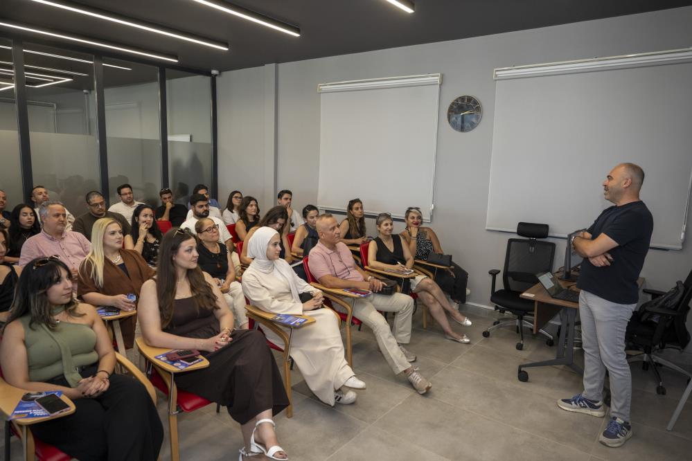 Girişimcilik ve iş dünyası aynı çatı altında buluştu