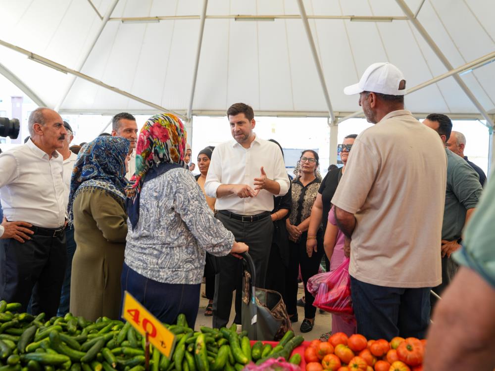 4 yıldır atıl kalan semt pazarı yeniden hizmete açıldı