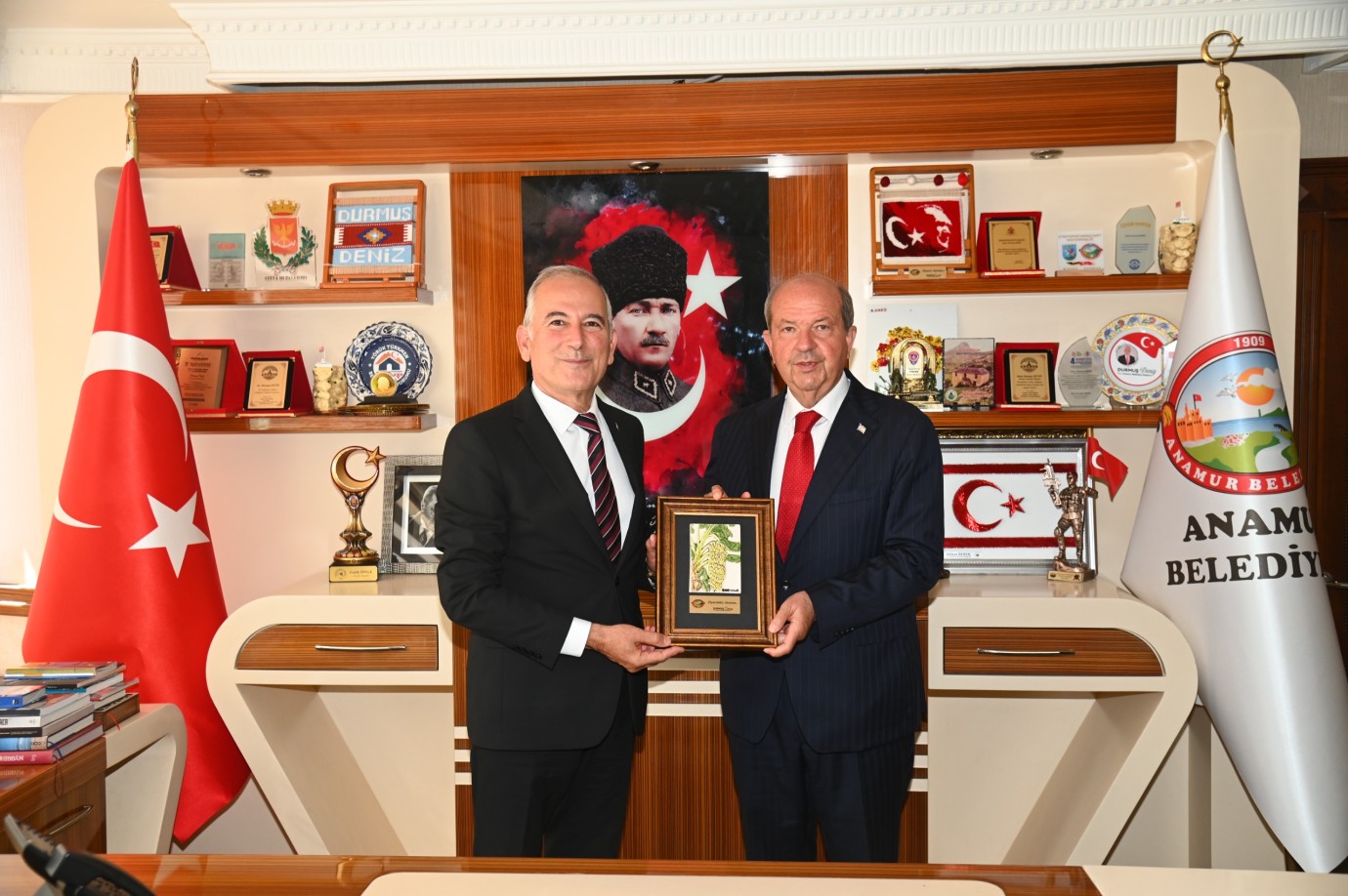 KKTC 5. Cumhurbaşkanı Tatar Anamur Belediyesi'ni Ziyaret Etti