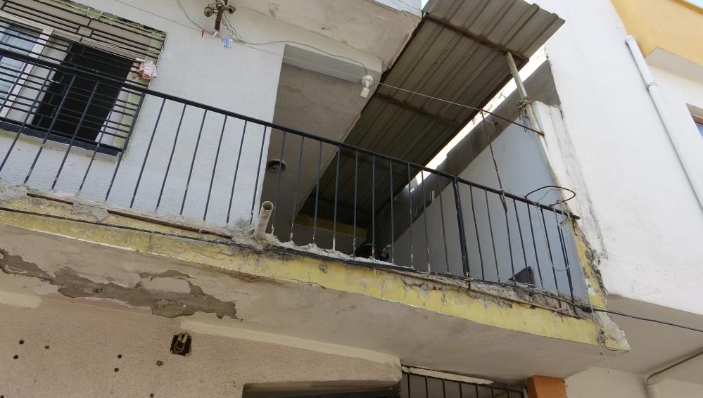 Balkonda akıma kapılan 1,5 yaşındaki Yamaç yaşam mücadelesini kaybetti