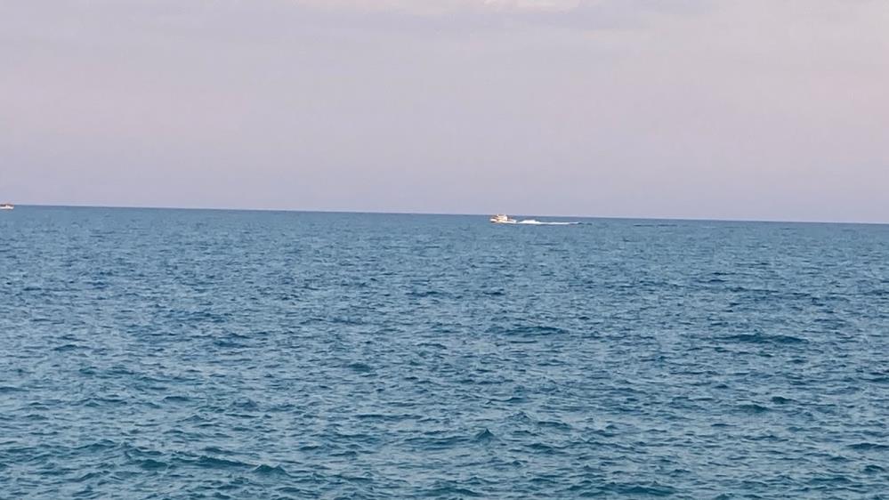 Denizde kaybolan şahsın bulunması için arama çalışmaları sürüyor