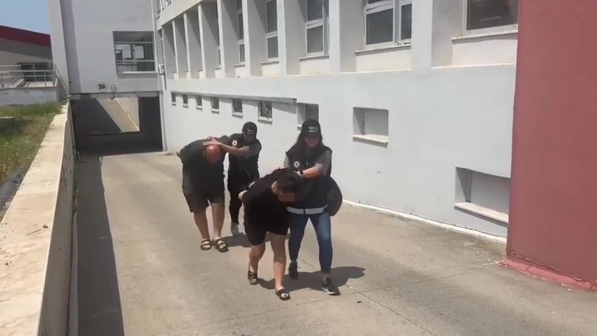 Tırda 24 kilo skunk ele geçirildi