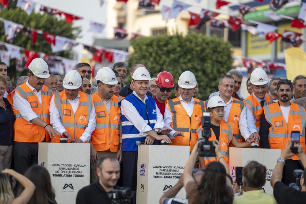 Dev kavşak projesinin temeli atıldı