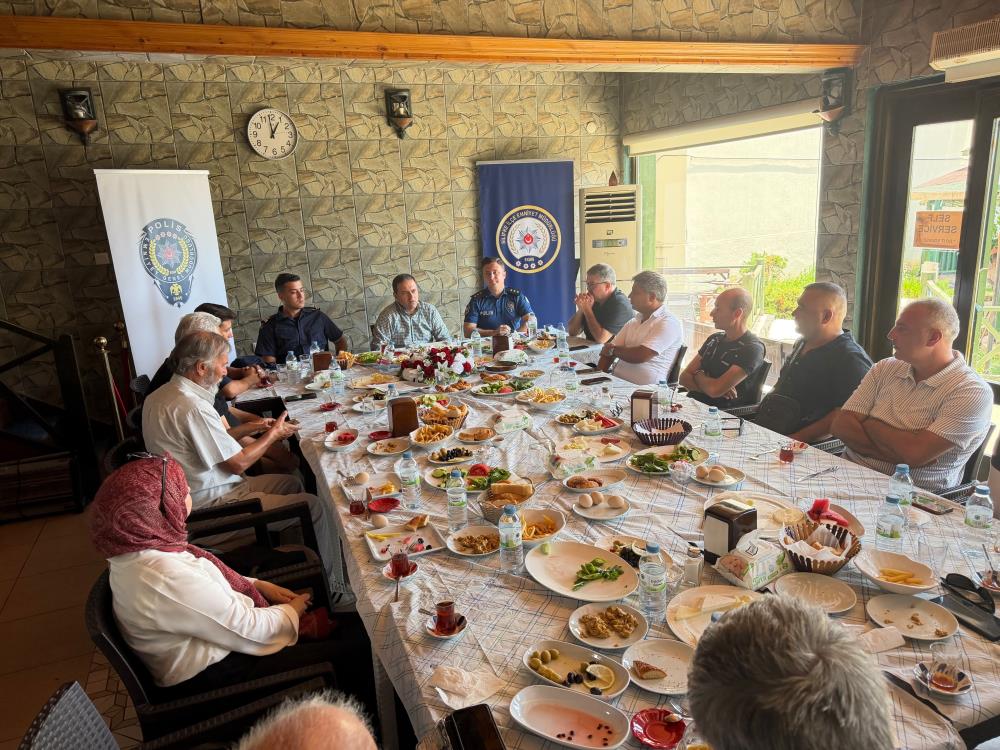 Kaymakam Fırat: 