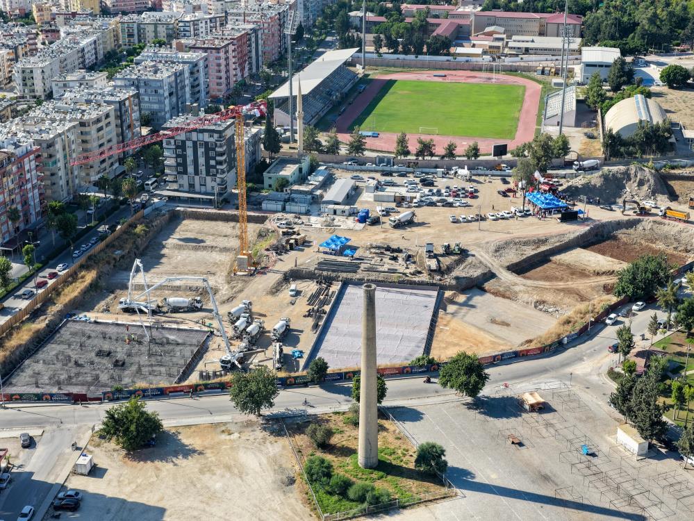 Yıllardır beklenen kentsel dönüşümde ilk beton döküldü