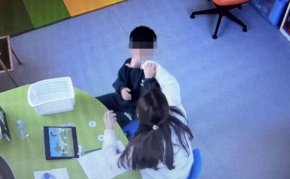 Otizmli çocuğa şiddet davasında yeni iddianame hazırlanacak