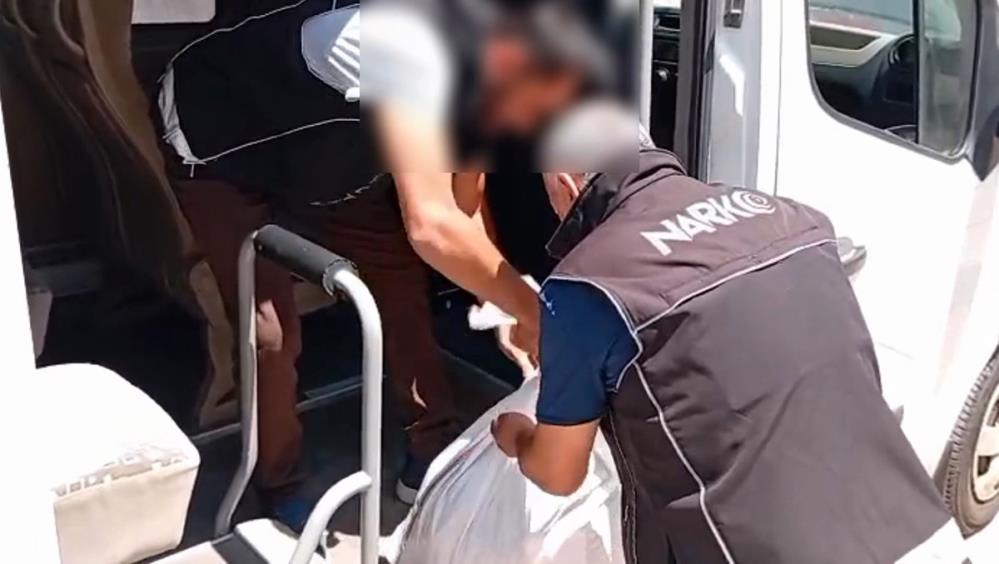 Uyuşturucu operasyonu: 2 şüpheli tutuklandı