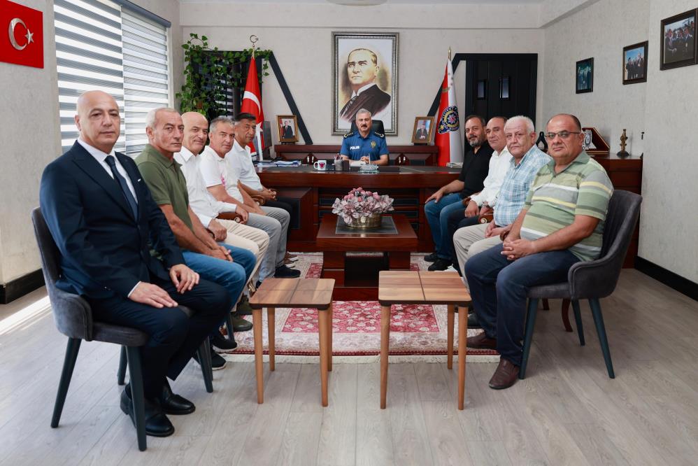 Mersin Emniyet Müdüründen emekli polislere veda