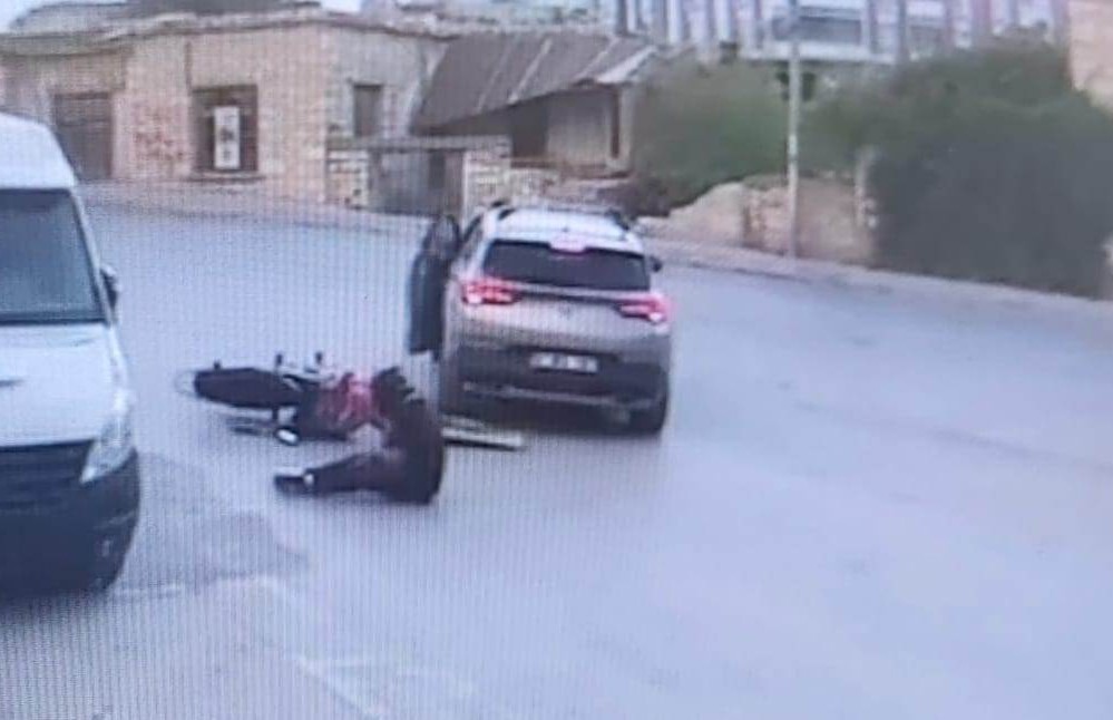 Otomobil ile motosiklet çarpıştı: 1 yaralı