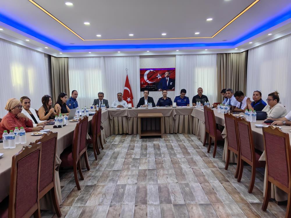Bozyazı'da okul güvenlik tedbirleri değerlendirildi