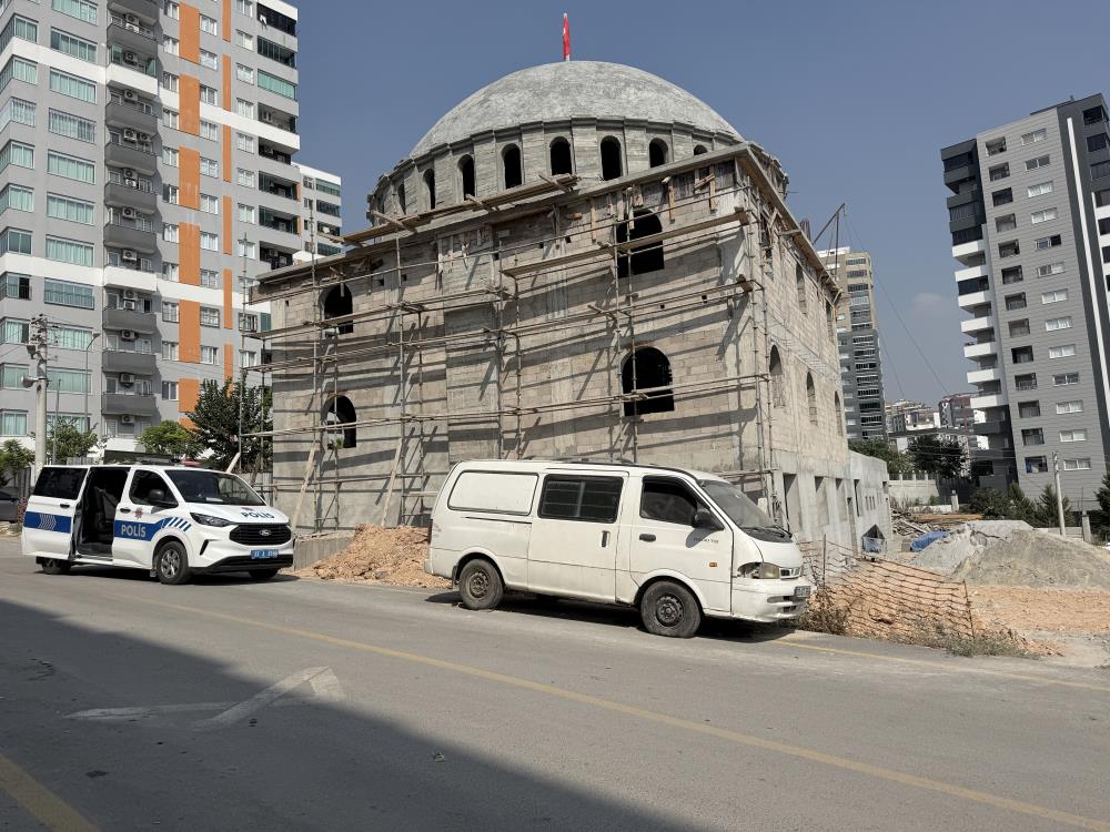 Gece bekçisi inşaatta ölü bulundu