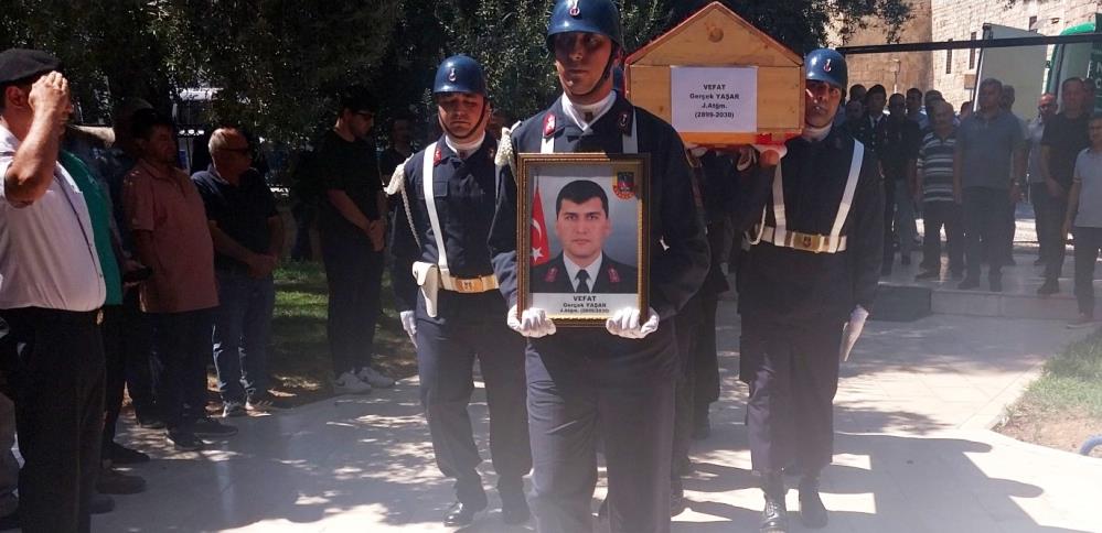 Gazi Gerçek Yaşar, son yolculuğuna uğurlandı