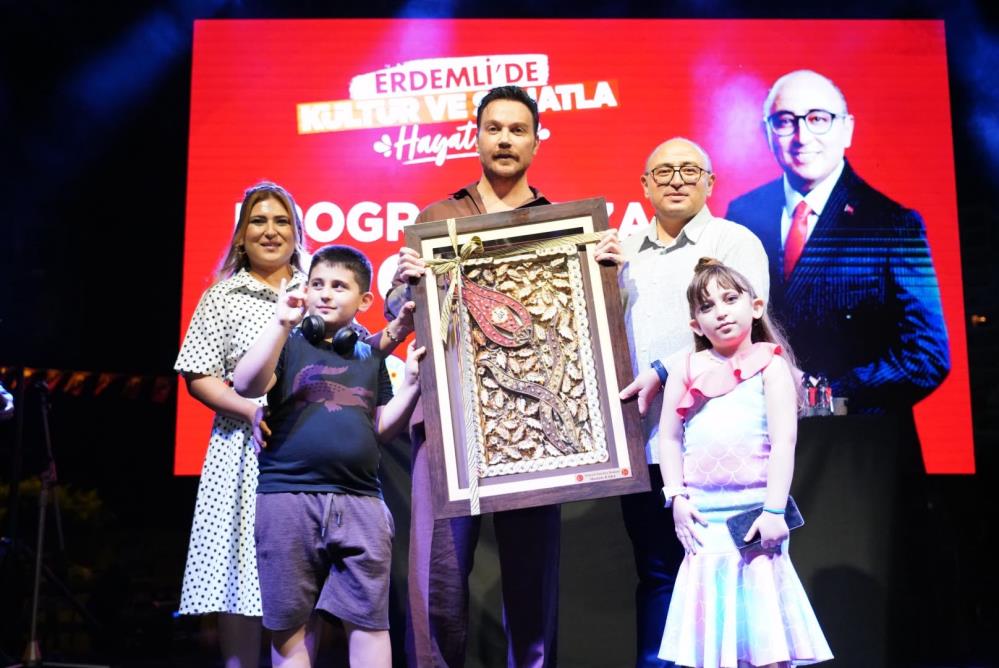 Belediye Erdemlilileri Sinan Akçıl'la buluşturdu