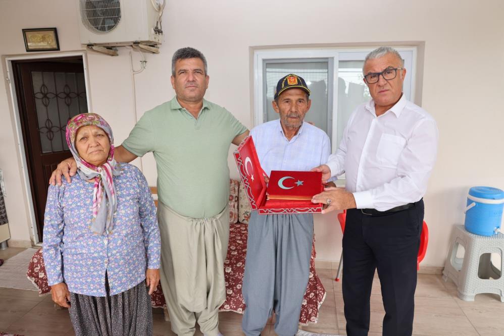 Beşikci, gazileri ve ailelerini evlerinde yalnız bırakmadı