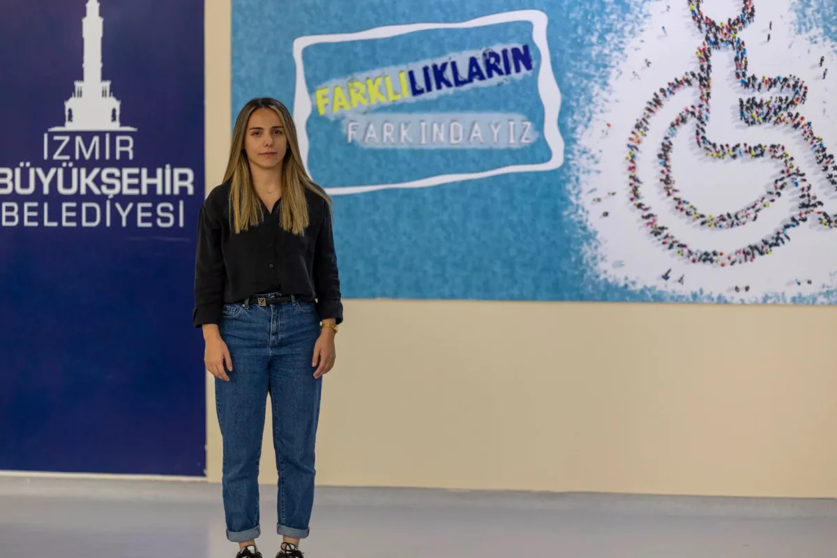 İzmirli Sahra Nur engel tanımıyor