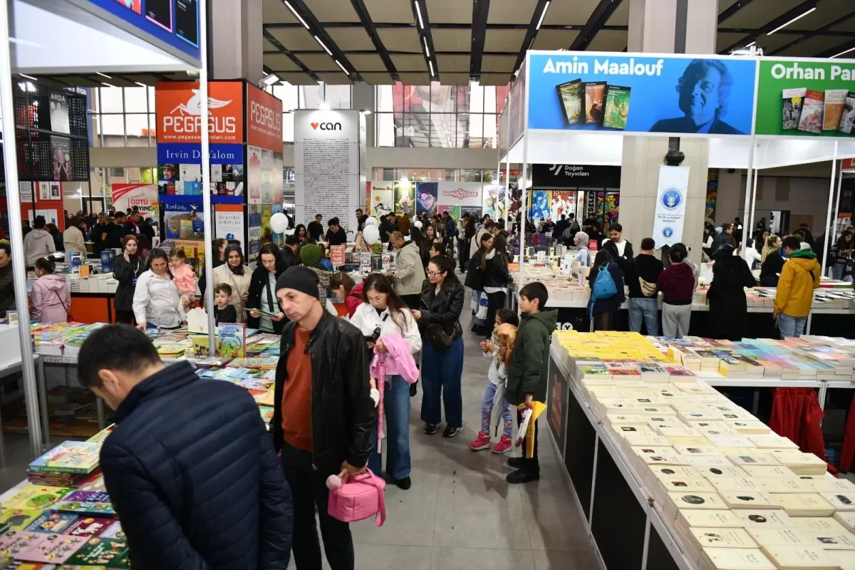 Balıkesir Kitap Fuarı’na yoğun ilgi