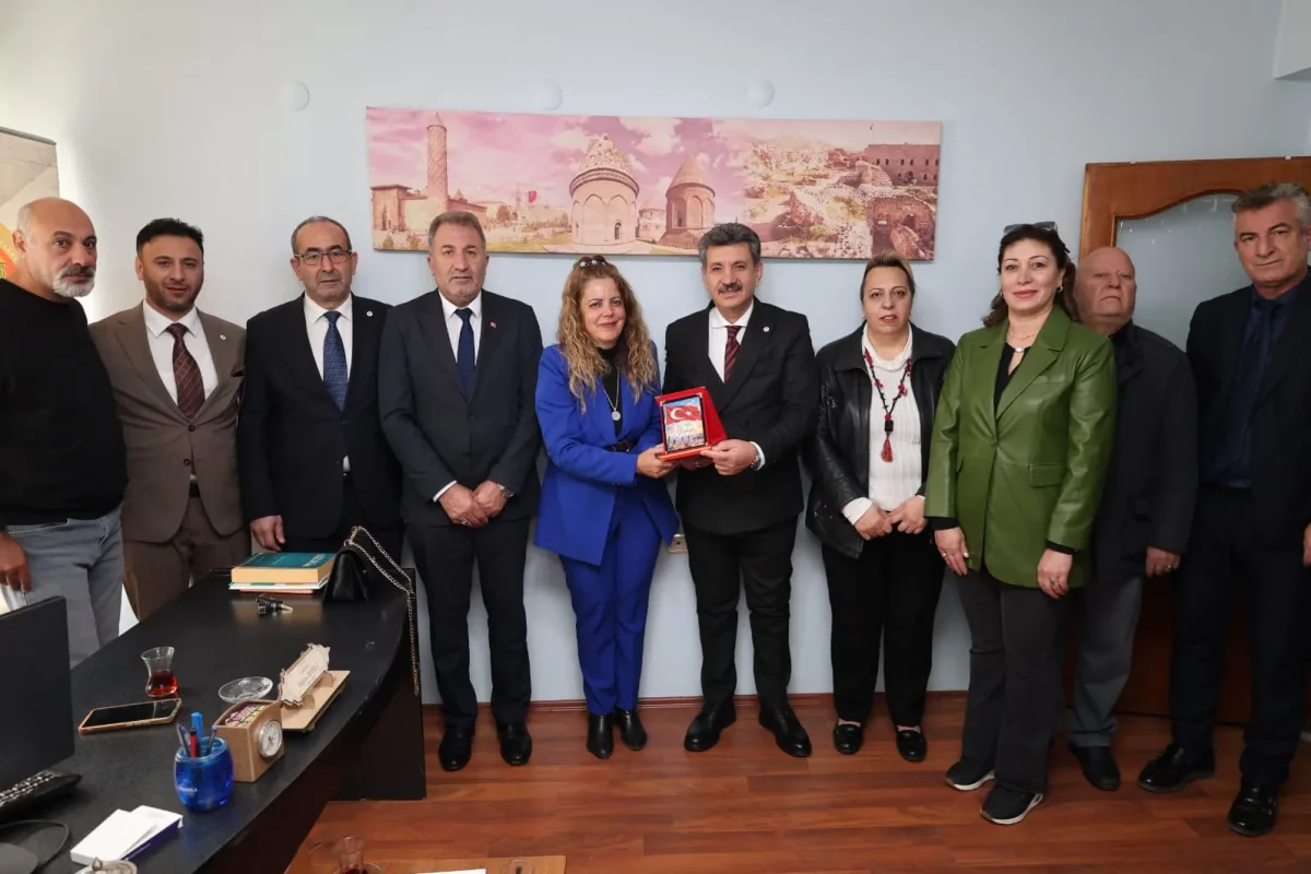 Ferhat Yılmaz'dan Erzurum Yeni Medya Derneği’ne ziyaret