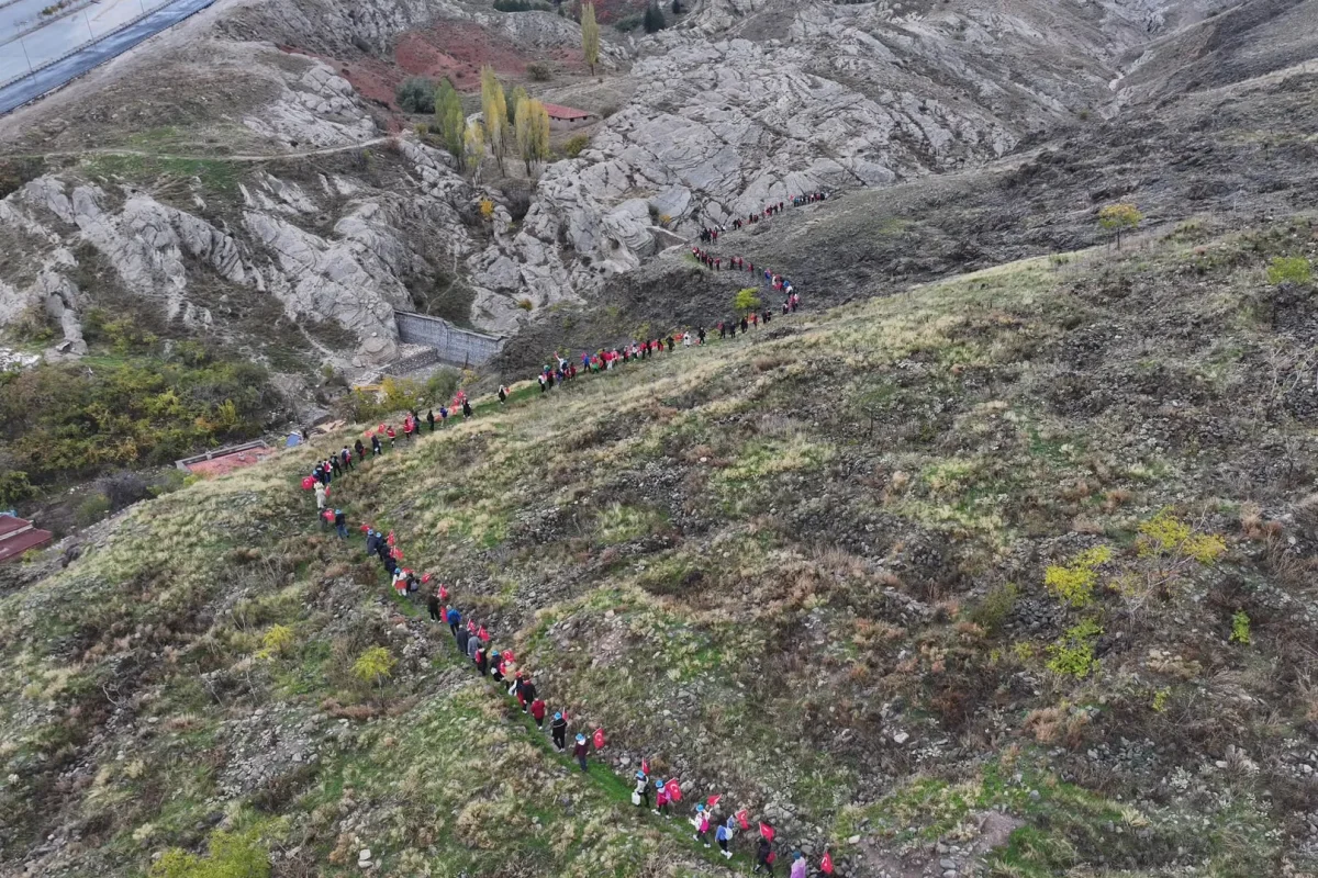 Konya'da Cumhuriyet coşkusu Sille’de doğayla buluştu