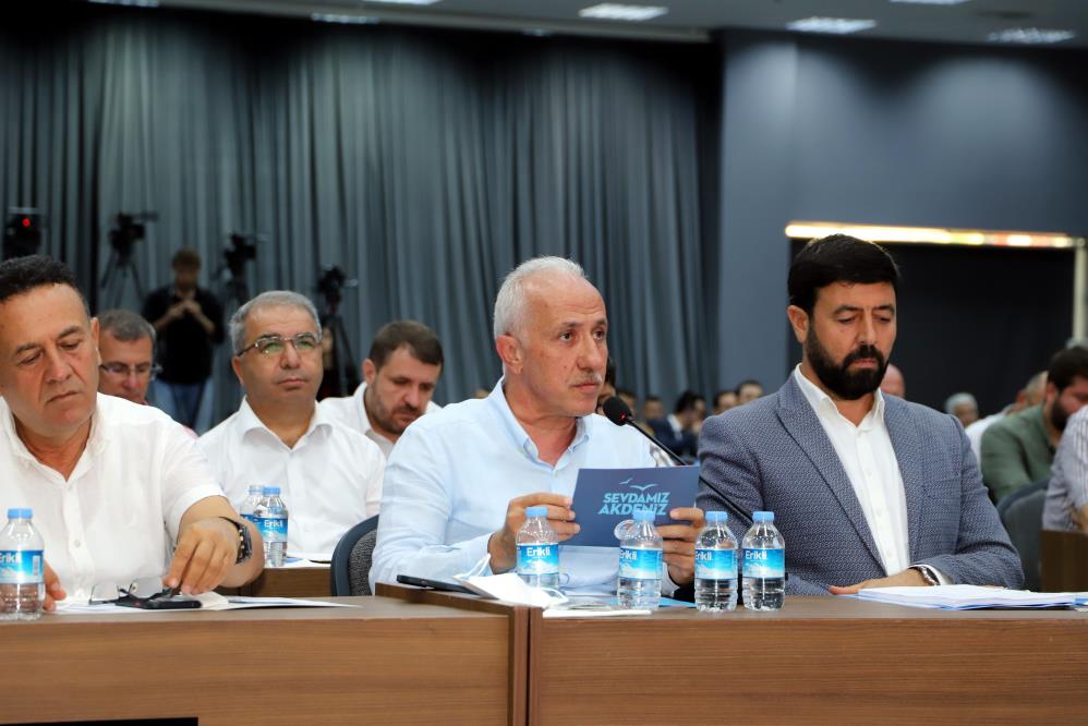 Gültak, meclis toplantısında Eren Bülbül'ü andı