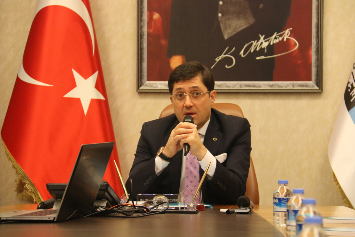 Belediye Başkanı Hazinedar yakalandı