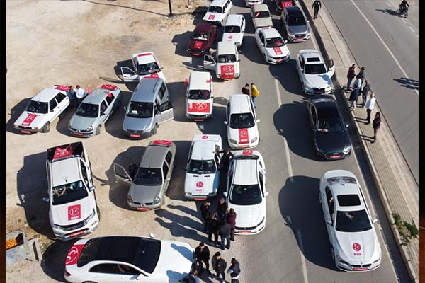 Mersinliler Bahçeli'ye koştular