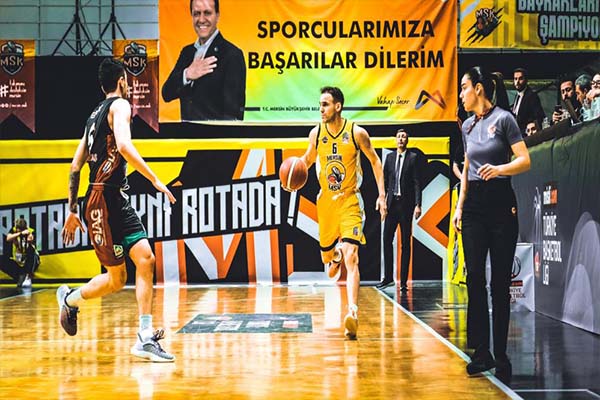 Mersin Büyükşehir Basket evinde galip geldi