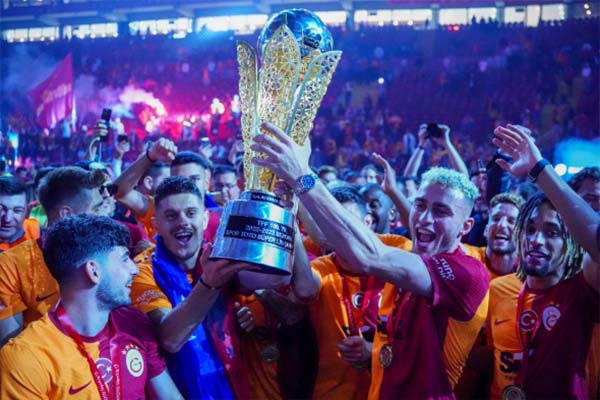 Galatasaray'dan muhteşem final