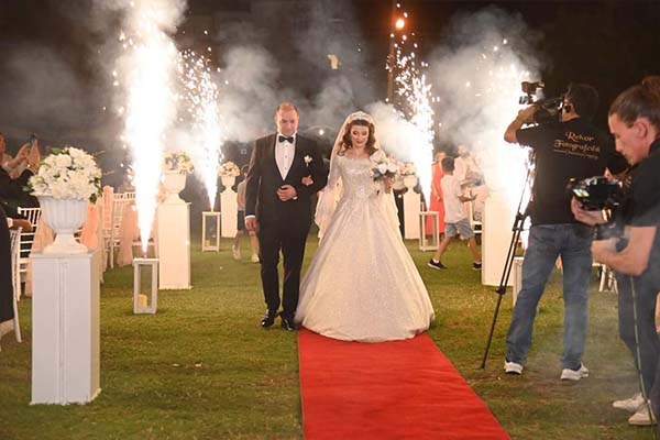 Başkan Kılınç'ın kızı Dr. Nisa ile Dr. Seyfullah muhteşem düğünle evlendi