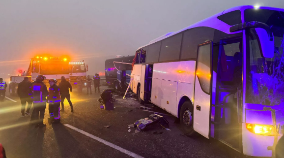 Kuzey Marmara Otoyolu'nda feci kaza!
