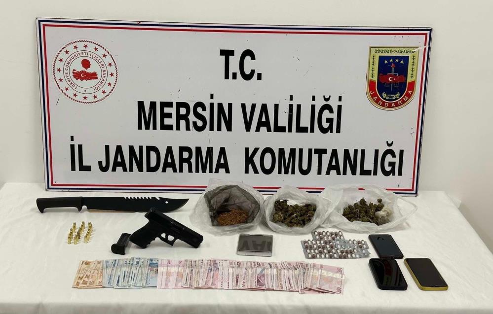 Anamur'da uyuşturucu operasyonu, 2 kişi tutuklandı