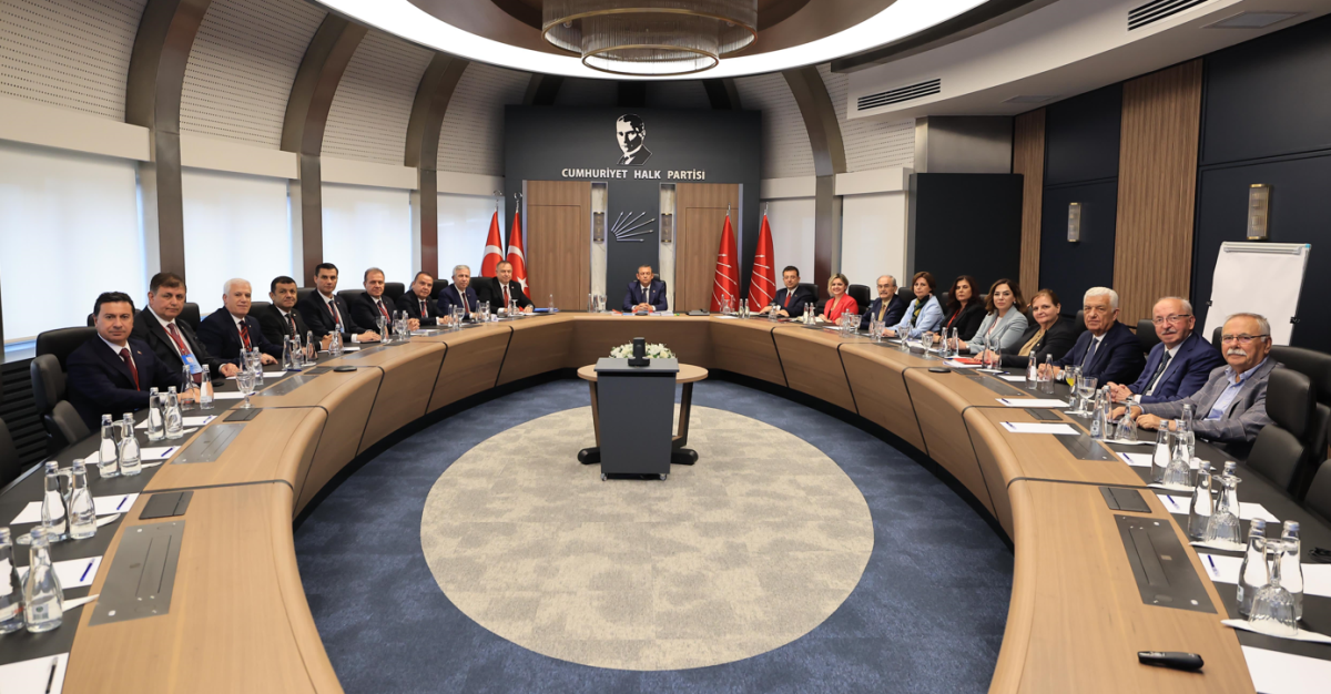 Başkan Seçer, CHP’nin Ankara’daki ‘Yerel Yönetimler Çalıştayı’na Katıldı