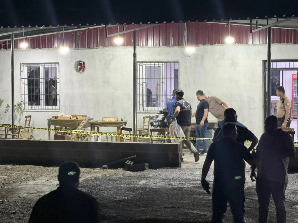 Kahvehaneye silahlı saldırı: 1 ölü, 4 yaralı