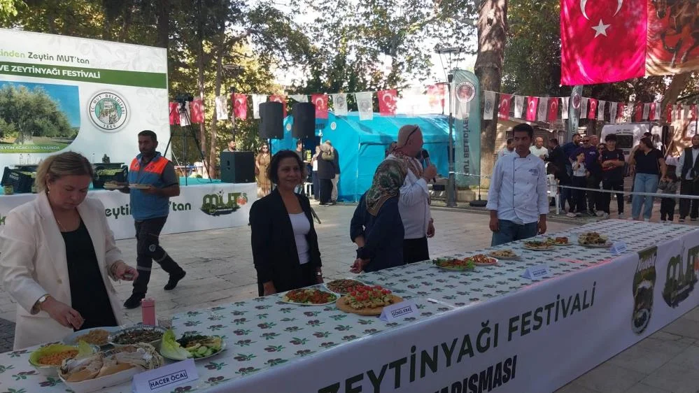 En iyi zeytinyağlı yemek için yarıştılar