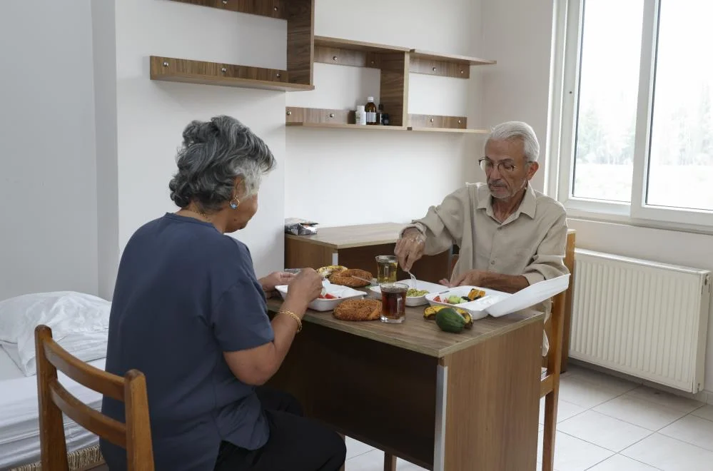 Refakatçi evi 6 bin 500 hasta ve yakınını ağırladı
